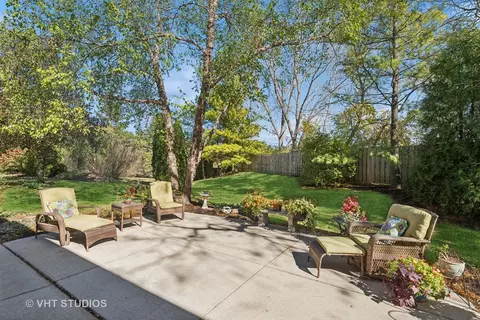 4950 Red Pine Ave, Gurnee, IL 60031 photo 5