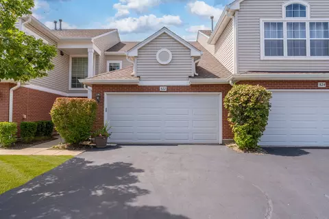 822 Old Checker Rd #0, Buffalo Grove, IL 60089