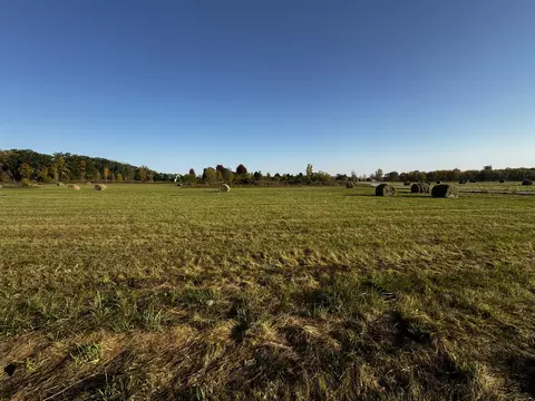 18306 Loretta Dr, Marengo, IL 60152