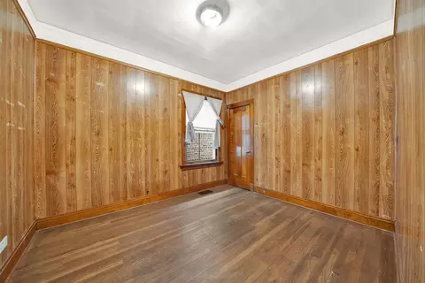 Bedroom - 6443 S Artesian Ave, Chicago, IL 60629 photo 2 of 4