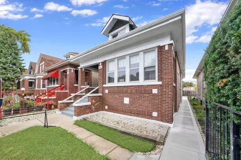 Exterior - 6443 S Artesian Ave, Chicago, IL 60629 photo 2 of 4