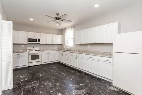 Kitchen - 4437 Elm Ave, Lyons, IL 60534 photo 1 of 3