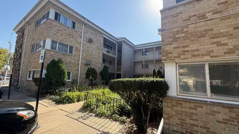 7201 W Wellington Ave #2F, Elmwood Park, IL 60707