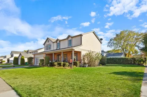 Exterior - 125 Picardy Ln, Wheeling, IL 60090 photo 5 of 7