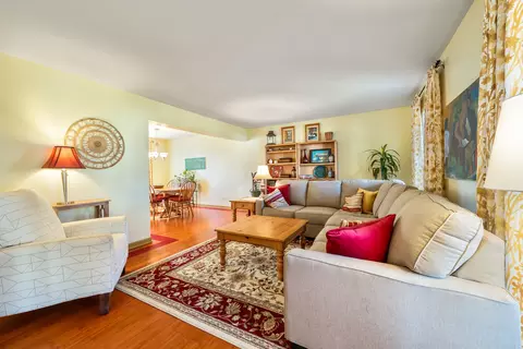 Living - 125 Picardy Ln, Wheeling, IL 60090 photo 1 of 4