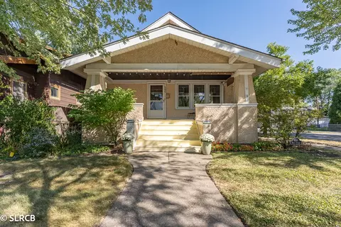 900 N Lombard Ave, Oak Park, IL 60302