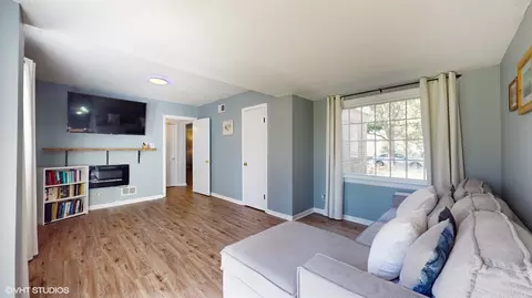 301 Darrow Ave, Evanston, IL 60202 photo 6