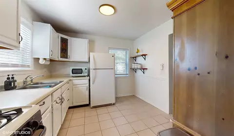 301 Darrow Ave, Evanston, IL 60202 photo 9