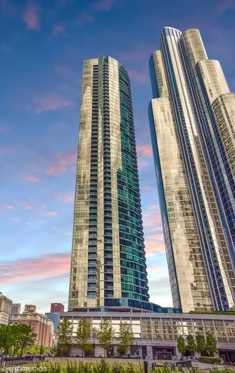 1201 S Prairie Ave #2001, Chicago, IL 60605