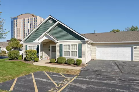 946 Garden Ln, Homewood, IL 60430
