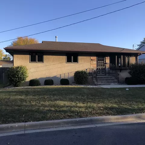 1925 13th St, Peru, IL 61354