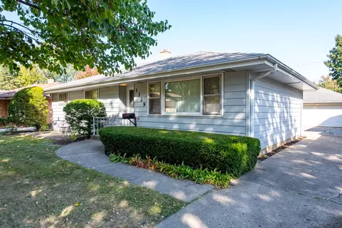 1329 Glenwood Ave, Waukegan, IL 60085