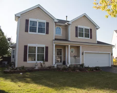 7 Hayward Ct, Lake In The Hills, IL 60156