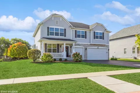 1380 Ritter St, North Aurora, IL 60542