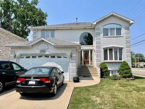 5600 W 82nd St, Burbank, IL 60459