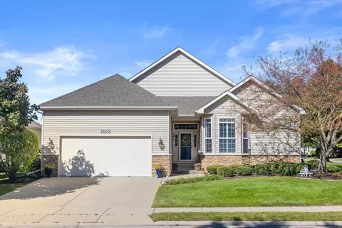 3003 Sanctuary Ln, Joliet, IL 60435