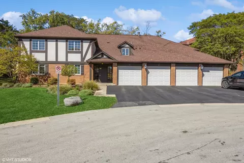 20 Sauk Trl #4, Indian Head Park, IL 60525