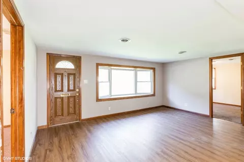 3531 Kings Rd, Steger, IL 60475 photo 4