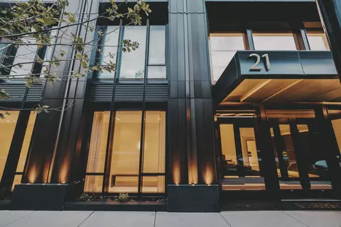 21 N May St #601, Chicago, IL 60607