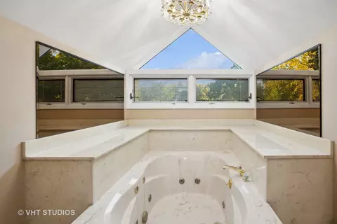 12 Briar Rd, Golf, IL 60029 photo 10
