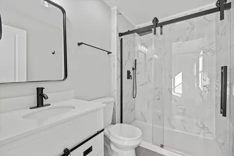 Bath - 5610 Cider Grove Ct, Plainfield, IL 60586 photo 4 of 5