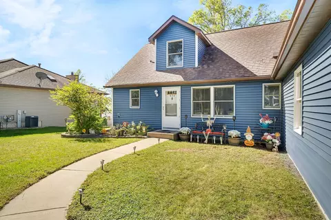 450 S Division St, Braidwood, IL 60408 photo 4