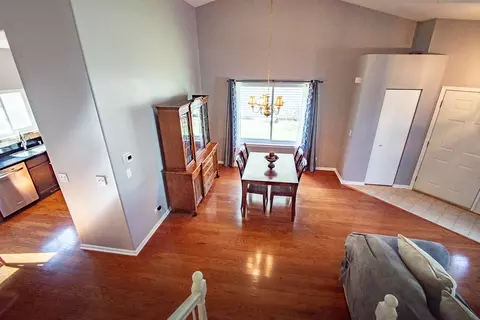 172 Switchgrass Dr, Round Lake, IL 60073 photo 4