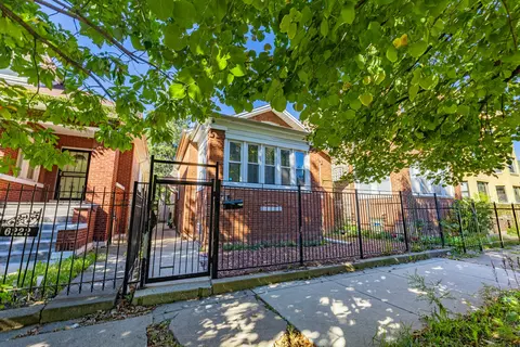 6218 S Campbell Ave, Chicago, IL 60629