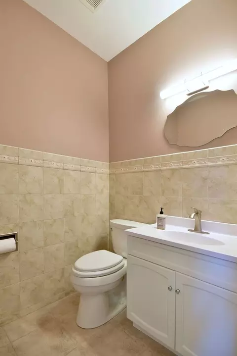 Bath - 25255 S Chennault Ave, Monee, IL 60449 photo 1 of 5