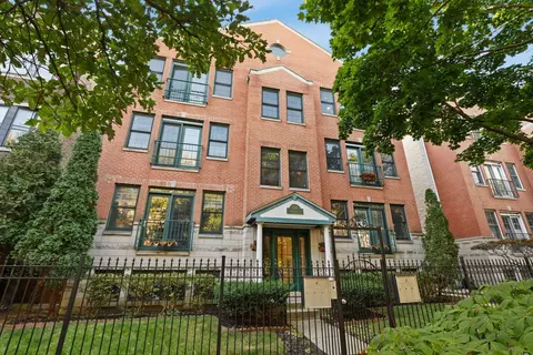 849 W Lakeside Pl #3W, Chicago, IL 60640