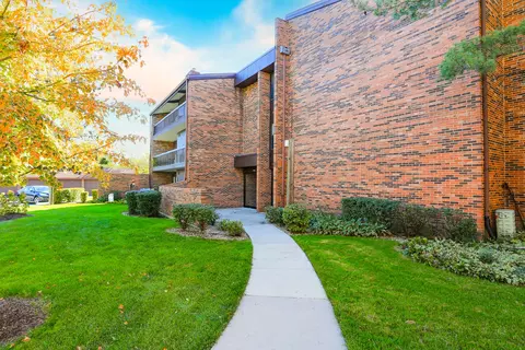 14522 Linder Ct #G3, Oak Forest, IL 60452