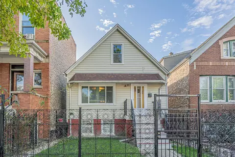 2826 S Karlov Ave, Chicago, IL 60623