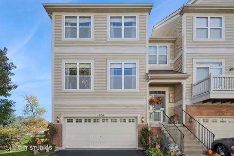 1858 Watercolor Pl, Grayslake, IL 60030