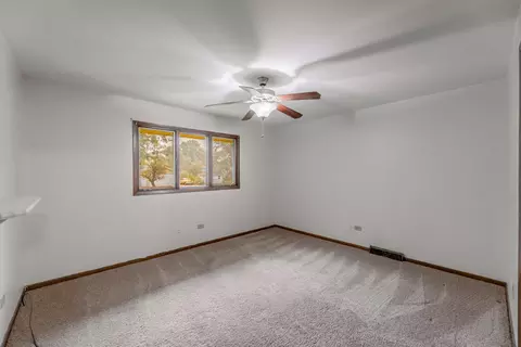 14207 Kilpatrick Ave, Crestwood, IL 60418 photo 5