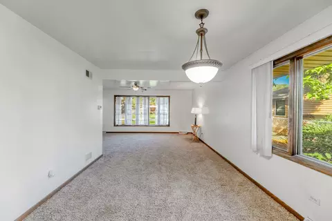 14207 Kilpatrick Ave, Crestwood, IL 60418 photo 10