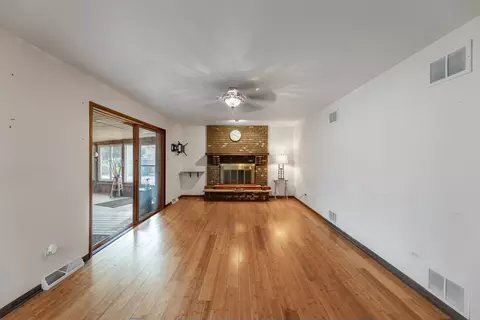 14207 Kilpatrick Ave, Crestwood, IL 60418 photo 11