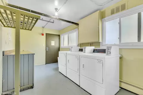 8900 David Pl #1E, Des Plaines, IL 60016 photo 21