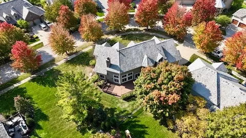 View/Area - 1069 Reddington Dr, Aurora, IL 60502 photo 3 of 7
