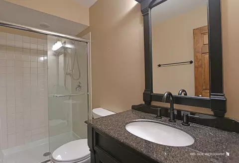 Bath - 1069 Reddington Dr, Aurora, IL 60502 photo 6 of 6