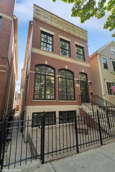 2031 W Shakespeare Ave, Chicago, IL 60647
