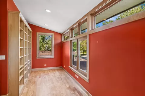 1045 Forest Ave, River Forest, IL 60305 photo 12