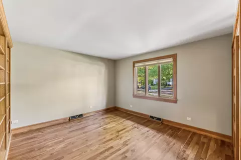 1045 Forest Ave, River Forest, IL 60305 photo 18