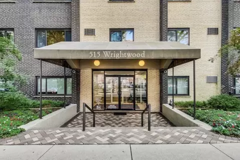 515 W Wrightwood Ave #214, Chicago, IL 60614