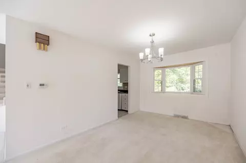 Other - 891 Park Ln, Hoffman Estates, IL 60192 photo 1 of 2