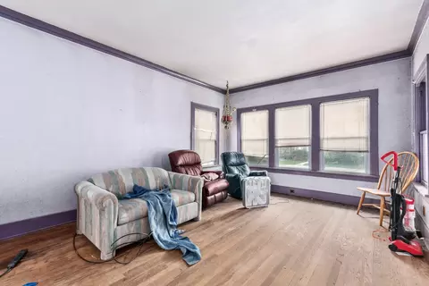 Living - 243 E North Ave, Elmhurst, IL 60126 photo 2 of 3