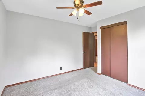 1504 Williamsburg Dr, Champaign, IL 61821 photo 18