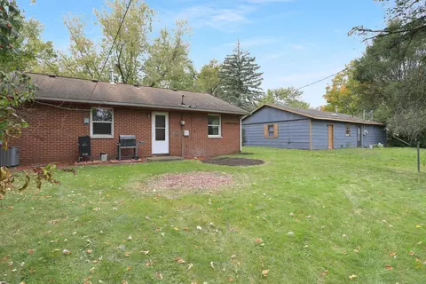 1504 Williamsburg Dr, Champaign, IL 61821 photo 10