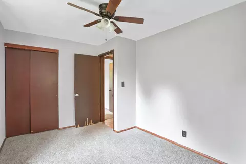 1504 Williamsburg Dr, Champaign, IL 61821 photo 17