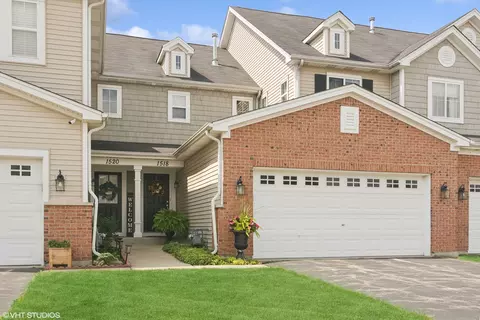 1518 Brompton Ln #84, Crystal Lake, IL 60014