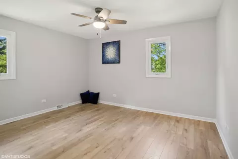 Bedroom - 11 Hickory Ln, Algonquin, IL 60102 photo 2 of 2